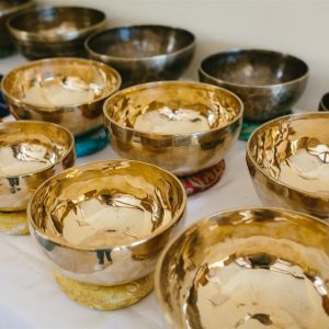 himalayan singing bowls full set antique & gold finish